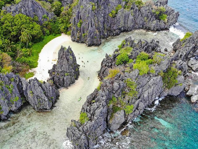 cjtagupa's tweet photo. Isn’t she a beauty? | Hidden Beach, El Nido, Palawan #philippines https://t.co/sExESCf1if https://t.co/j78dsaNuqz
