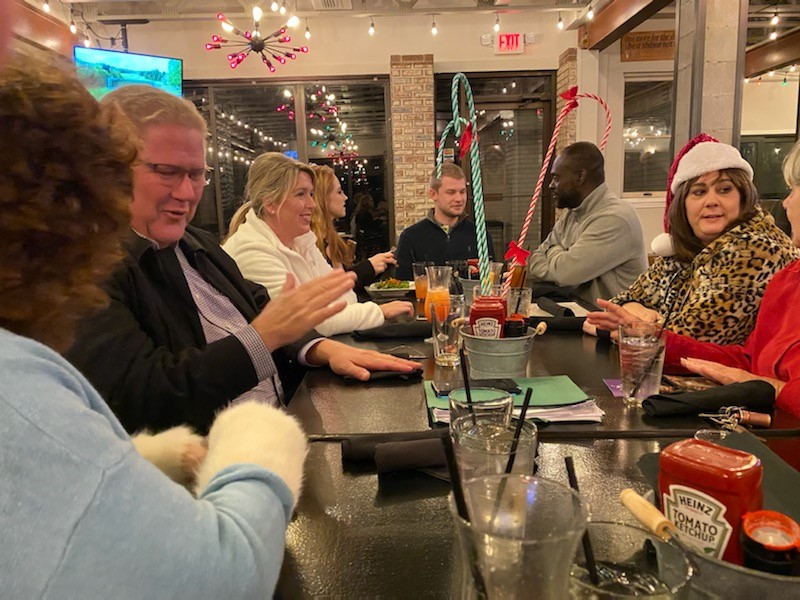 ClayPromote's tweet photo. PromoteClay Networking Solutions - After Hours at The Pub at Magnolia Point Golf and Country Club. Merry Christmas!
@ClayPromote #afterhours #promoteclay https://t.co/YXYXU4X3bC