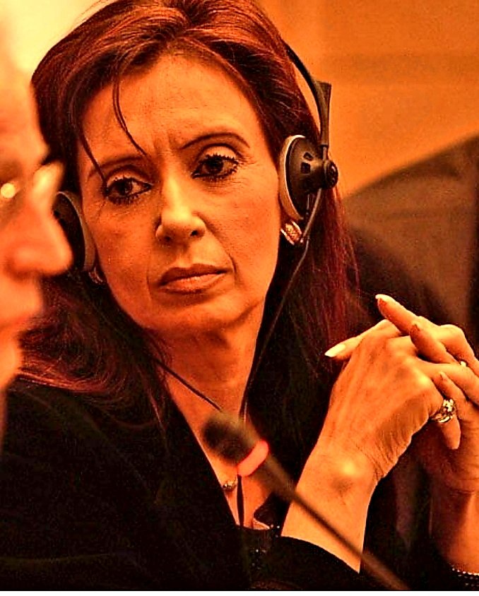 agustindiazcba's tweet photo. Ante tantos lagartos ke veo en el Congreso, kiero verla a la #Shegua #PongamosUnaFotoDeCFK https://t.co/LLb5OxHByk