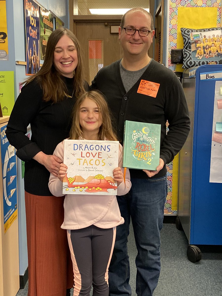 veronica_vw's tweet photo. Thank you Mystery Readers! #OakPark97 #MannSchool #WeAreD97 https://t.co/ci7aqsIk2T