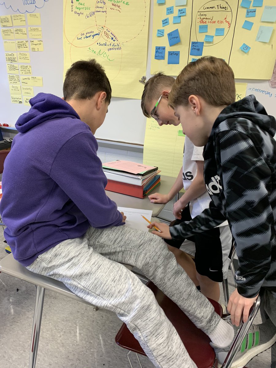 Check out these 7th graders having some fun during a friendly holiday logic matrix competition! #mmsprincipals #mmssic