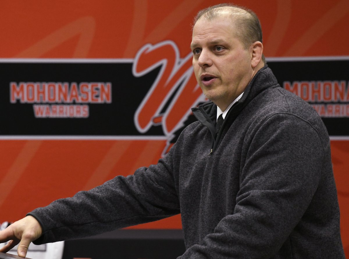 dgazettesports's tweet photo. Gallo takes over as @MohonFootball coach https://t.co/5E2bJac4Vu @MohonCSD @MohonSports #518football @Sect2athletics @dgazette https://t.co/QKKMRGi3sL