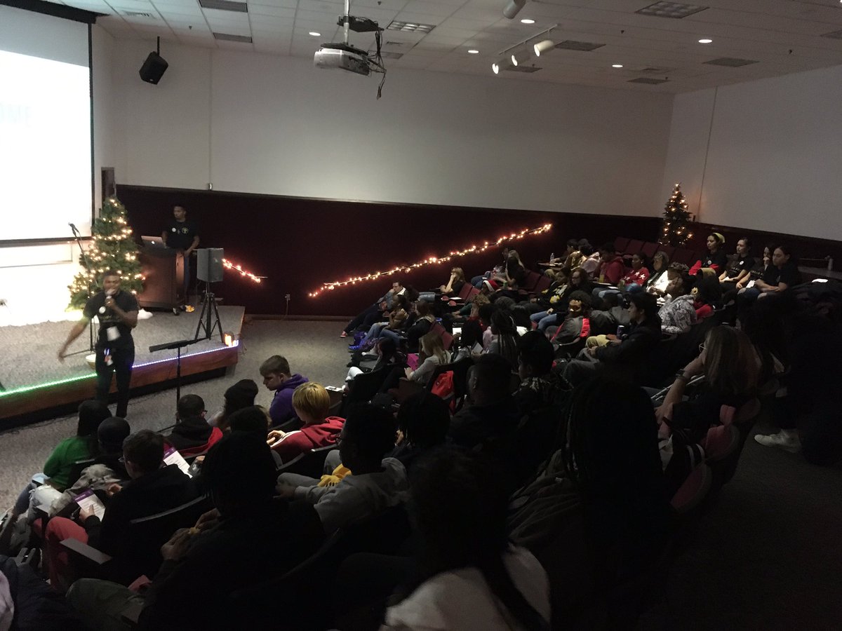 kcmatneyTHS's tweet photo. Tallwood FCA today in the schola for “Experience Christmas”! Pastor Dalton from Liberty Live was with us!! 90 students in attendance for an incredible time!!#LionAmazing @TallwoodLions https://t.co/GJVM0d2FlZ