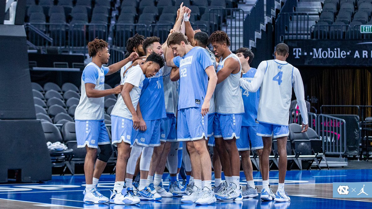 UNC_Basketball's tweet photo. 📍 Las Vegas, NV 🌇 

#CarolinaFamily https://t.co/utdBzJ089z