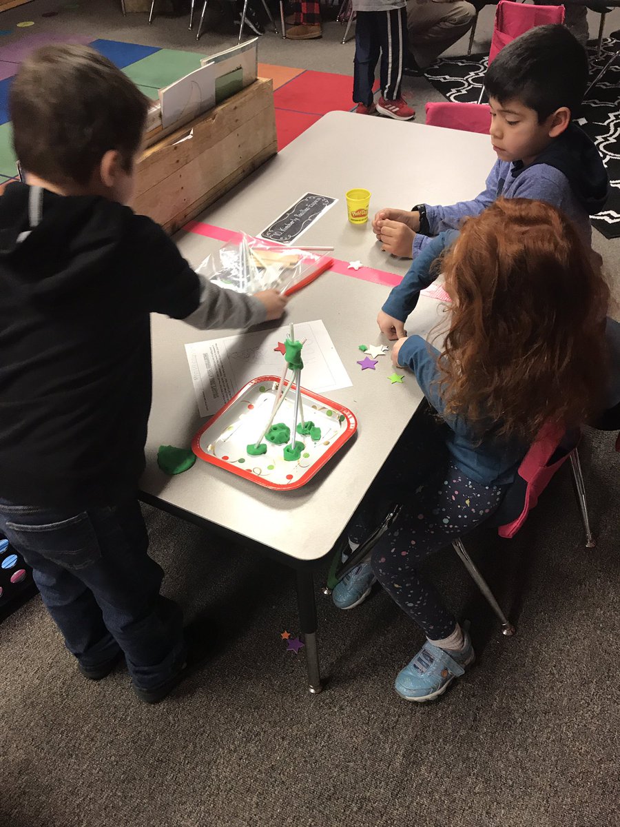julie_beck1's tweet photo. Today we tried to build the tallest tree. It was hard work, but we worked together to do our best! #mccallstem @mccallprimary1 https://t.co/KFsK8pTP0j