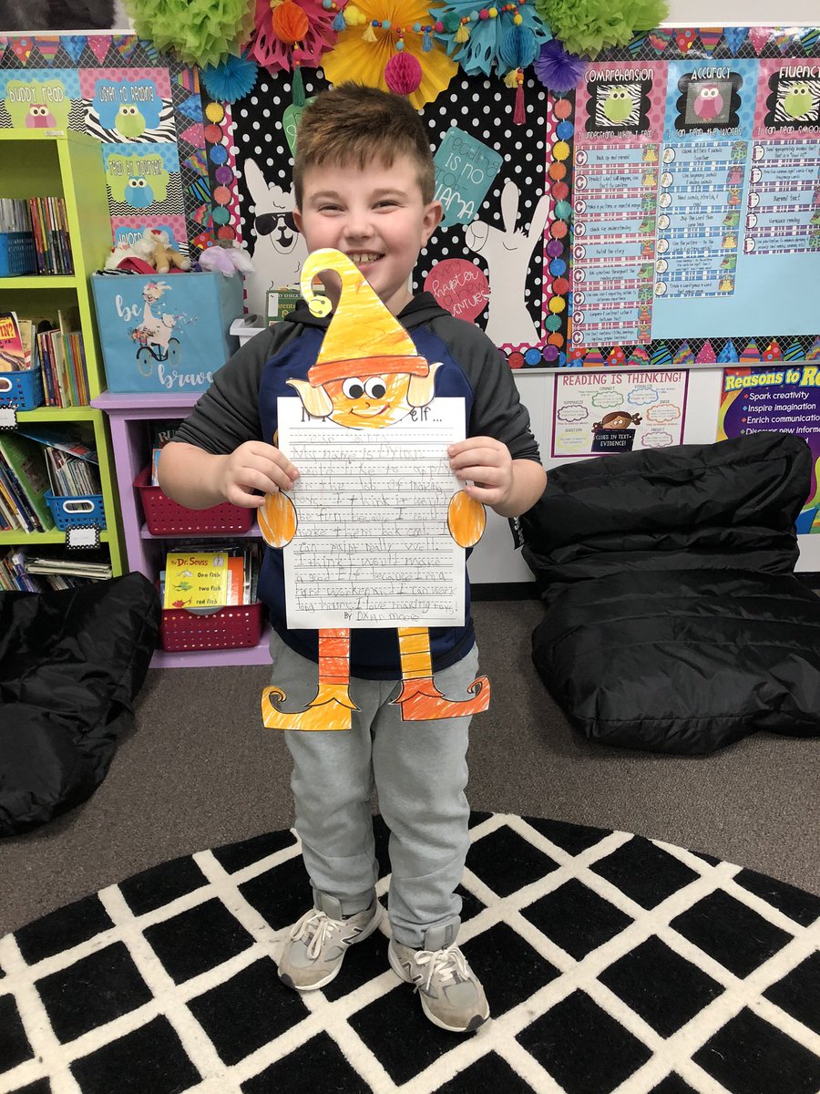 KaiserAudra's tweet photo. Have you ever wanted to work as an elf in Santa’s workshop? We do! We filled out job applications, organized our thoughts with graphic organizers, and wrote persuasive letters to Santa, hoping to get a job in his bakery, gift wrapping, or toy making departments.🎄 https://t.co/Zr7lAJdIKg