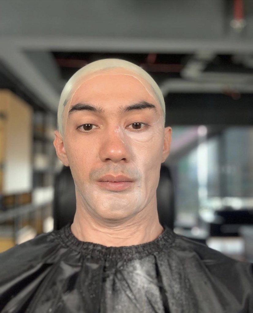 dewahoya's tweet photo. Reza Rahardian bertransformasi jadi BJ. Habibie. Keren nih make up effectsnya 🙌🏻

📸 officialpilarez https://t.co/Dbi7XVLbkB