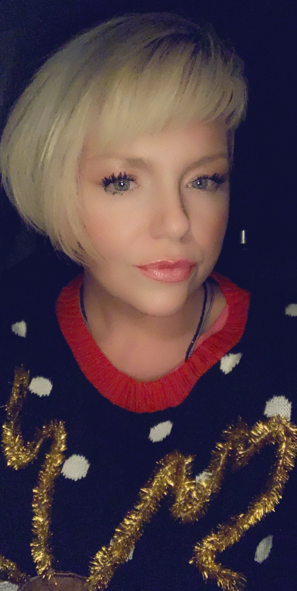 1 pic. Santa’s naughty helper needs to be spoiled https://t.co/K7QJah4dYW
