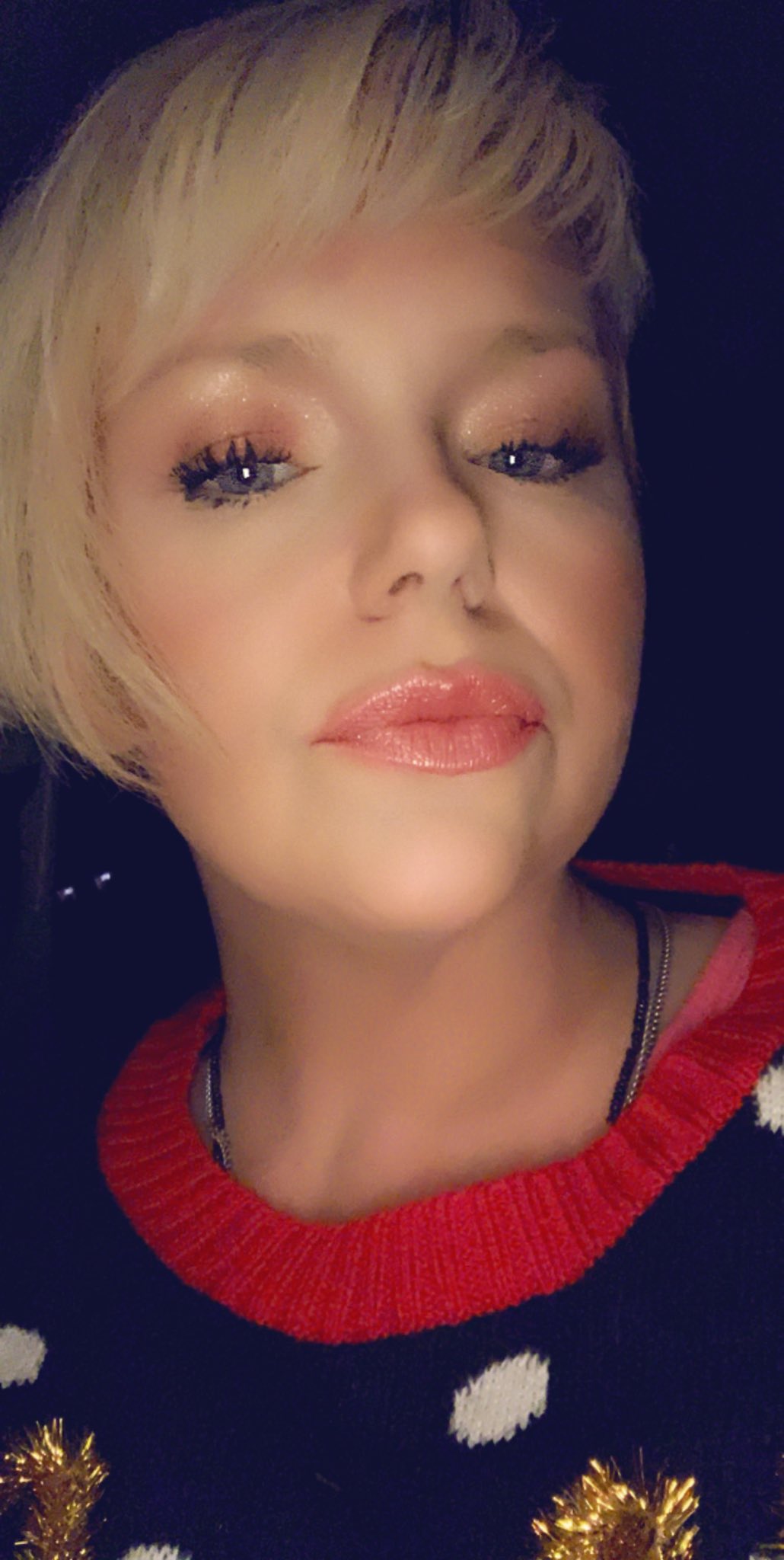 TW Pornstars - 2 pic. Missy Monroe. Twitter. Santa’s naughty helper