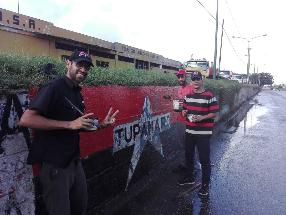 .<a href="/RobertoTovarMRT/">ROBERTO TOVAR</a> Sec/ Gen de @TupamaroMRT en Bruzual en #Yaracuy "Contra los intentos por asaltar los cuarteles y robar la paz a nuestro Pueblo
 
.<a href="/YaracuyMRT/">@Tupamaroyaracuy</a> no baja la guardia hoy con mucho orgullo pintamos nuestros simbolos
.<a href="/JosePintoMRT/">Jose Pinto</a> 
.<a href="/AresDiFazio/">𝘼𝙧𝙚𝙨 𝘿𝙞 𝙁𝙖𝙯𝙞𝙤</a> 
.<a href="/luder2021/">Luder.Araque MRT</a>