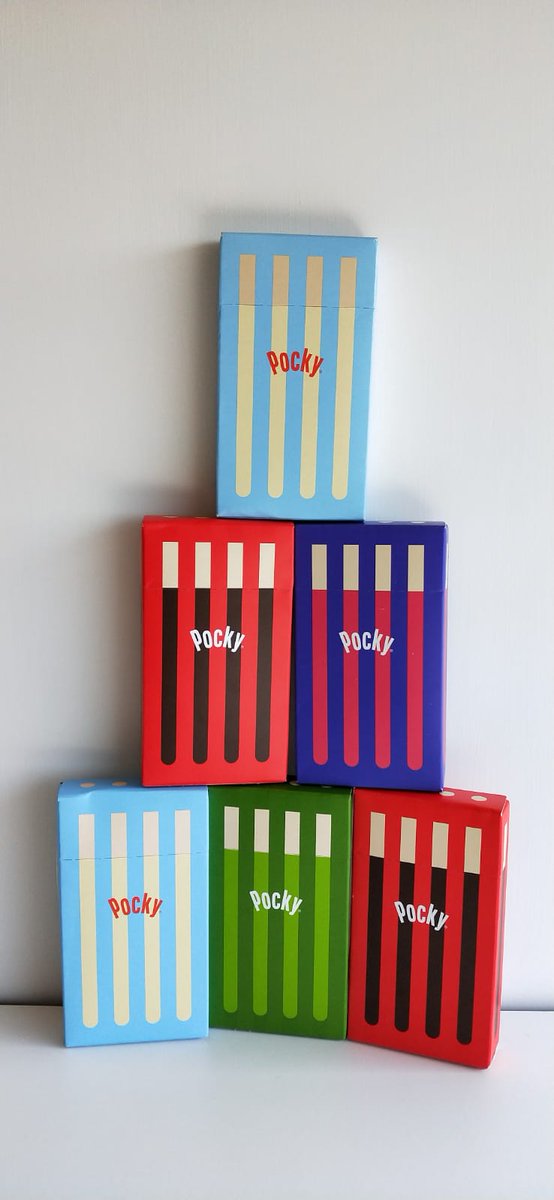krunchdata's tweet photo. Christmas is coming 🎄And the Krunch team built an edible Christmas tree with one of the most famous and "K"runchy snack pocky. 
Happy holiday folks!🎉🎉🎉

#Christmas #Pocky https://t.co/zV0myCa7O7