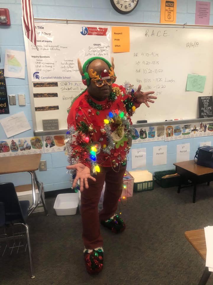 MonannLa's tweet photo. When we say check on your teacher friends here is why ..... https://t.co/UfmA8ZyqF3