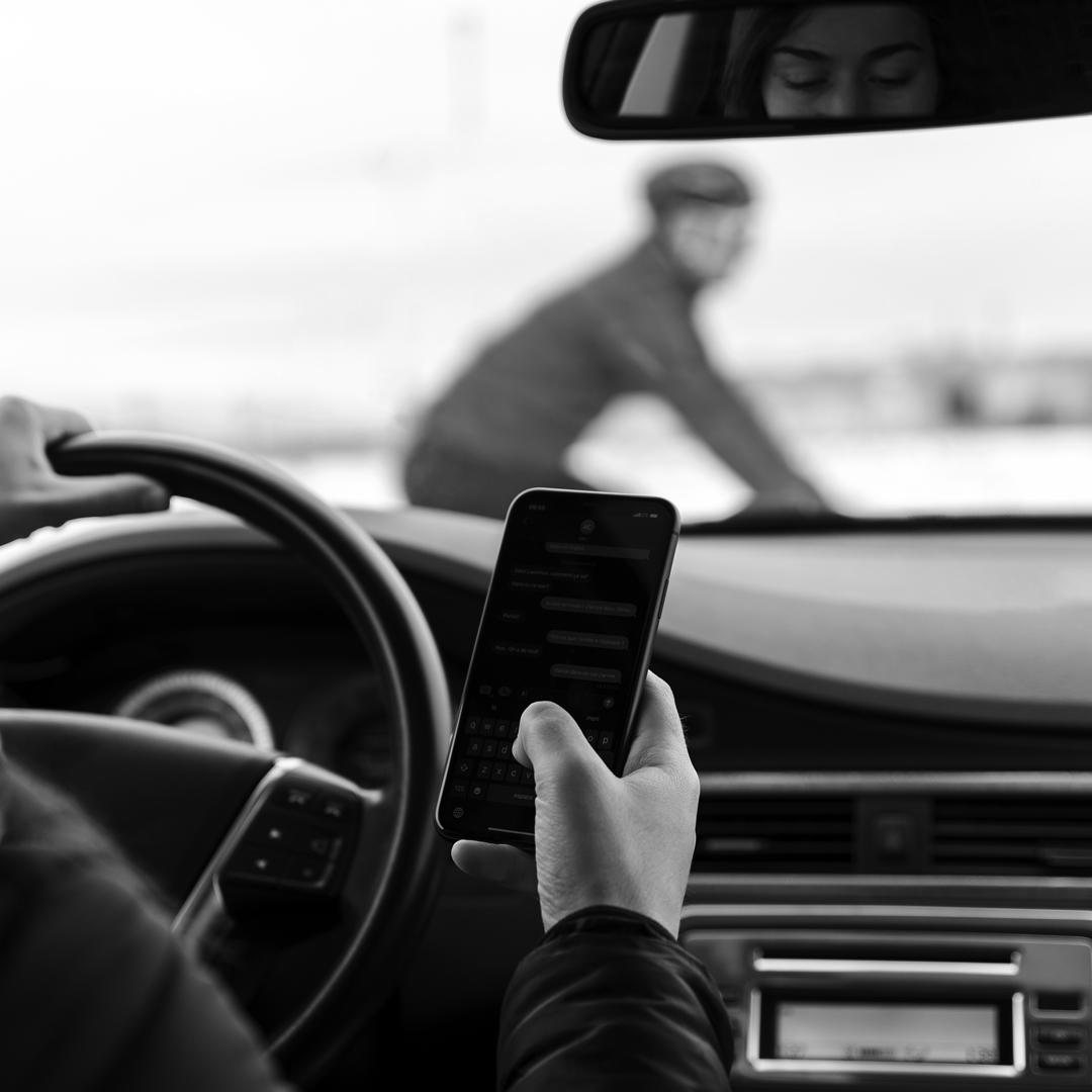 Dec. 22 is Intl Don’t Text and Drive Day. We will be putting our phones down and thinking of cyclist Jason Lowndes, who was killed by a texting driver in 2017, and all the others like him. Join us in spreading message > sugoi.com/news/post/dont… #donttextanddrive