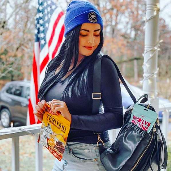 jerkysub's tweet photo. The best snacks to take with you anywhere! 🥩🤤 Thank you @mayaraley for the review of our jerky subscription box! 🙌 #jerkysubscription https://t.co/FBYvK2Zz5T