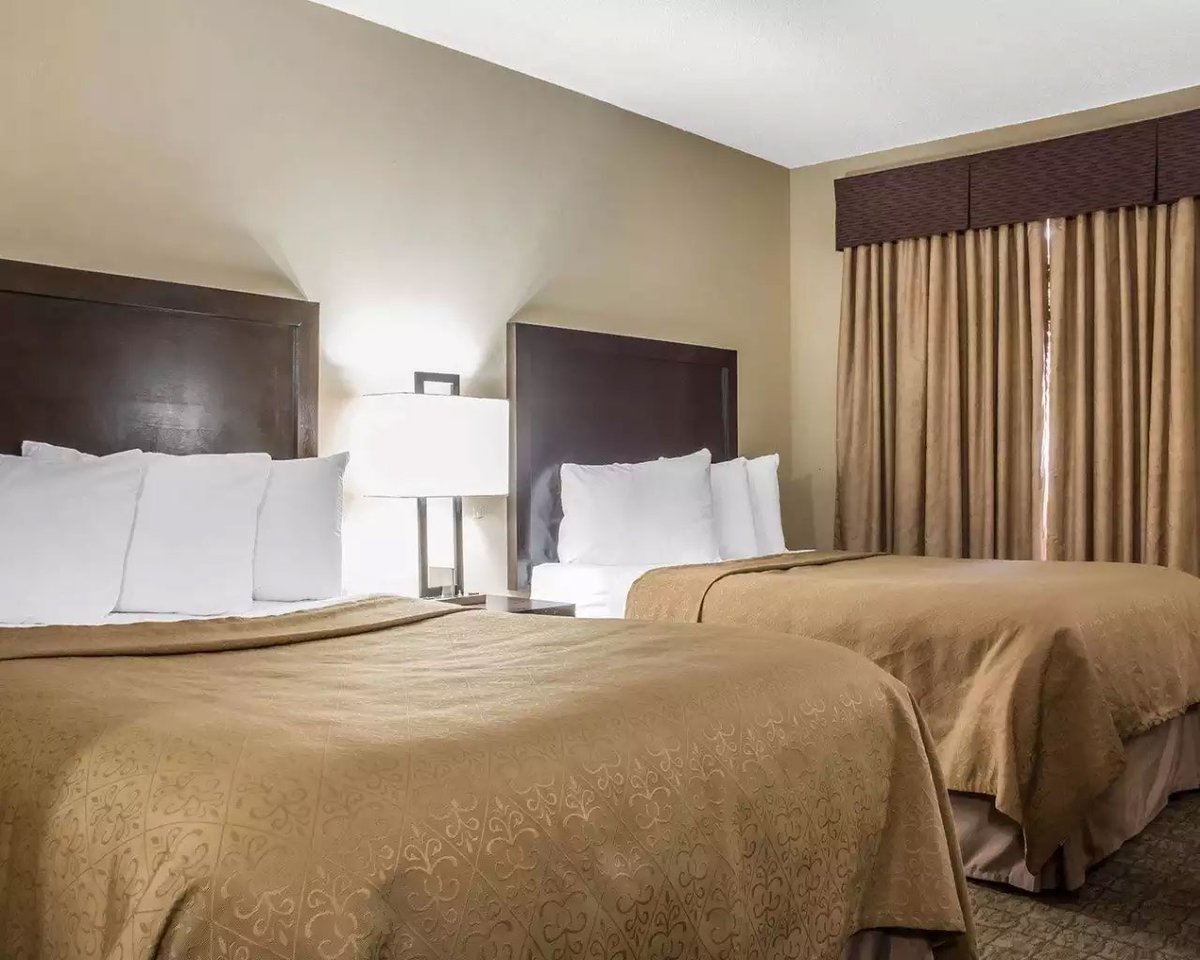 Home away from your home!!!
Book your stay at our #QualityInn Barrie Ontario and enjoy the excellent services.
Visit qualityinnbarrie.com