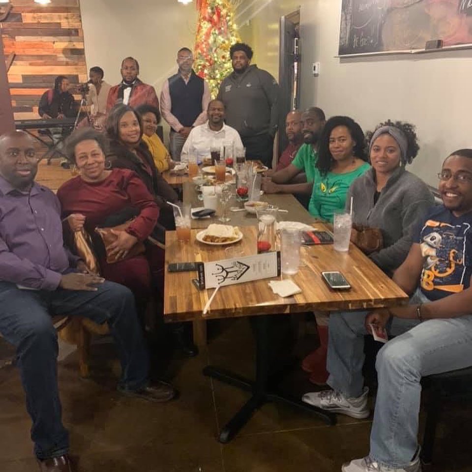 NSBEMP's tweet photo. Another Third Thirsty Thursday with NSBE Montgomery Professionals!! Good company, food, live music and networking at Wishbone Cafe. #nsbe #nsbemp #r3nsbe #nsbejr #cansbejr #scholarship #stem #mymgm https://t.co/TTP2Fb4oDn