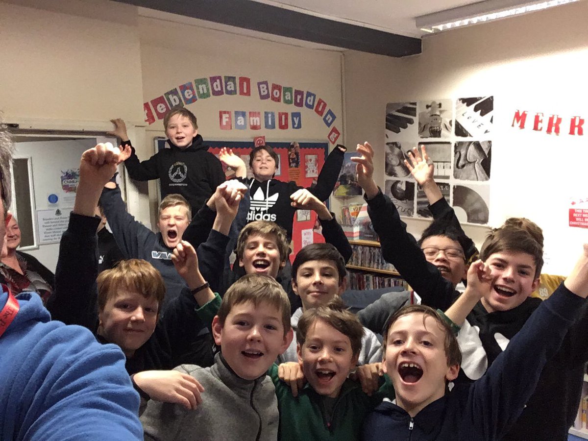 PrebendalBoard's tweet photo. Bonjour! #ChoristerLife #ChoirWeek #MorningSelfie https://t.co/0eA9E2SKb7