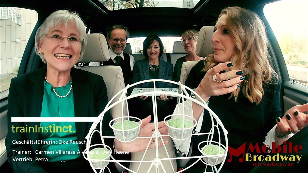 trainInstinct_'s tweet photo. trainInstinct. bei The Mobile Broadway! Unsere geniale Fahrt mit Nadia.. https://t.co/Lbnxq6doXZ
#traininstinct #carpoolkaraoke #cruise #interview #liederbach #trainyourinstinct https://t.co/CFWH9Axuwt