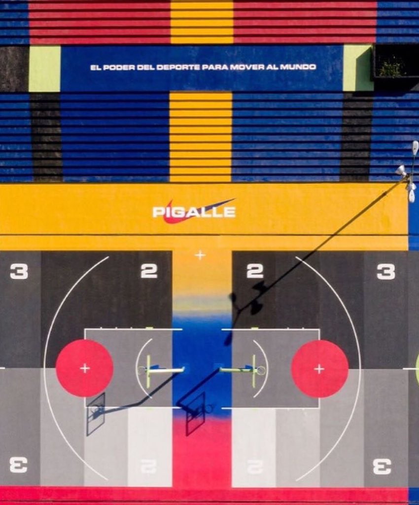 ProInThePaint's tweet photo. @pigallebasketball9 unveil their latest court in Mexico. Open 24/7, 356. Proving that when combined the power of colours and sport can move the world.
🎨: @stephane_ashpool, @illstudio & @nike.
Mexico City, Mexico.
Wynwood, Miami, FL. US 🇺🇸
#ArtCourt #HypeCourt #ProjectInThePaint https://t.co/Lj2nzg3wC0