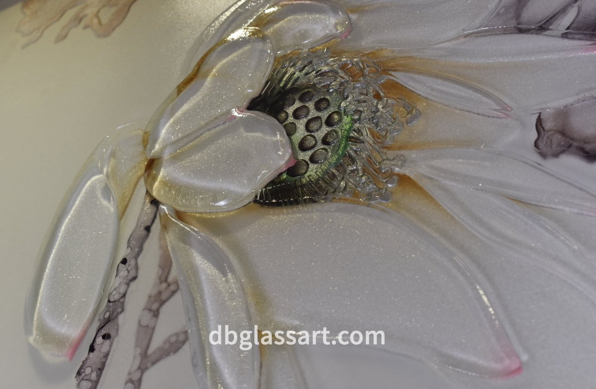 db glass art - customization wall art Ink Lotus
#fusedglassart #fusedglass #wallart
#glasspainting #floatglass  #fusedglassar #interiordesign #lifestyle #chineseart #lotusart #flowerart #zen #decorationidea