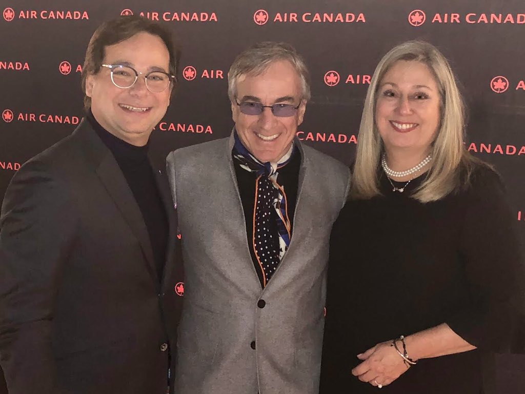 CbBergevin's tweet photo. Latest #CirqueDuSoleil World  premiere  #AXELcirque #montreal!! 
Merci 🙏 #aircanada for terrific evening! @LGuillemetteAC EVP  &amp;  @roberttrudeau64  greet CE0 Daniel Lamarre. My favorite #CirqueDuSoleil my favorite #airline , true highfliers both made in 🇨🇦!❤️❤️@CdnChamberofCom https://t.co/Hz9kr2vxlF