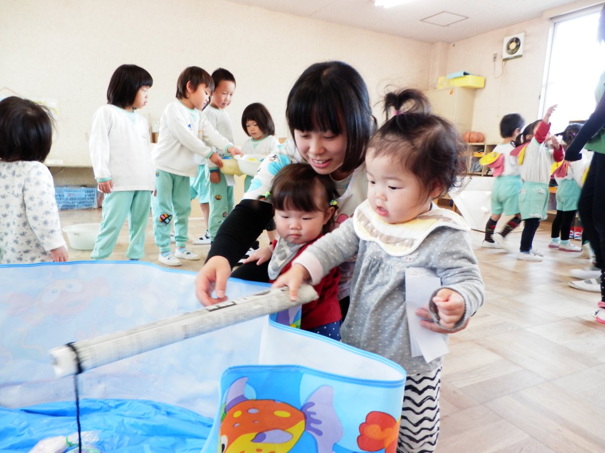 Minowaho בטוויטר ５歳児お店屋さんごっこ ゲーム屋さん いろんなゲームコーナーをみんなで分担しながら ゲーム屋さんになりきるくま組さん 難しそうにしている子には できる と優しく声をかける姿も見られました