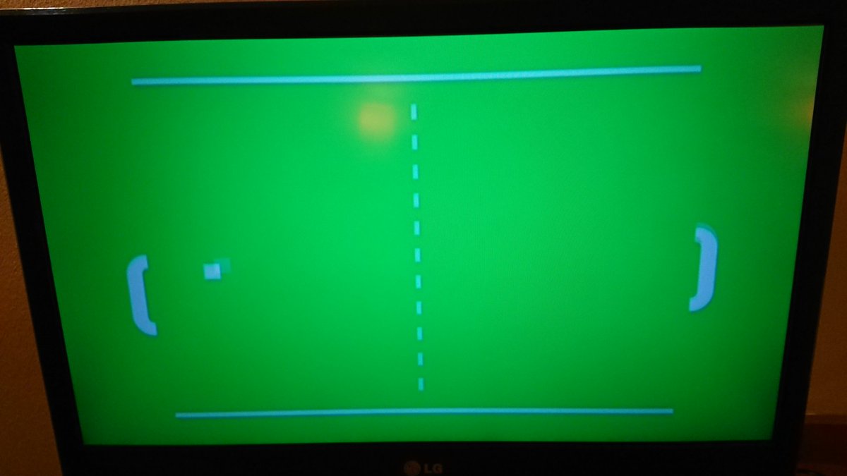 emyj_'s tweet image. 荷造りしながら誰得番組観てる
(ピンポンのラリーが延々と続きます)
#primacool #pingpong