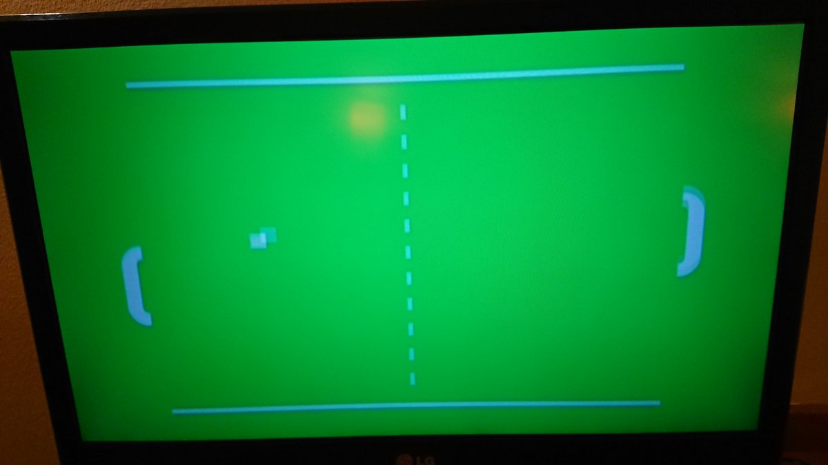 emyj_'s tweet image. 荷造りしながら誰得番組観てる
(ピンポンのラリーが延々と続きます)
#primacool #pingpong