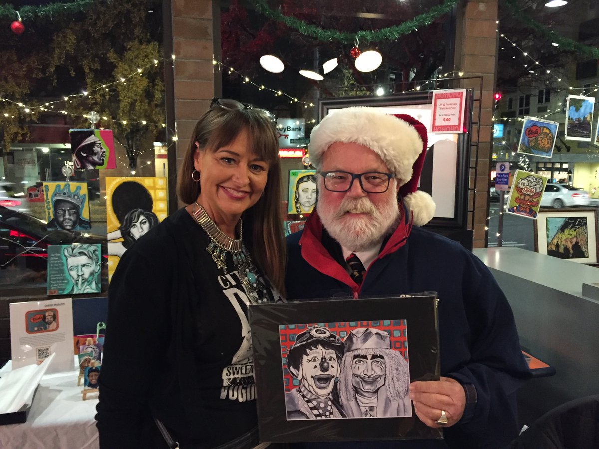 carriemilburn's tweet photo. Had in incredible time at @DicksDriveIns 65th Anniversary Art Show last night! It was for a great cause, and it was an absolute honor meeting the Spady family. Thank you, Dick's! #ForeverAFan #DicksSeattle #SeattleArt #PNW #MarysPlace #DicksDriveIn #Seattle #SeattleArtist https://t.co/mni45Y6np8