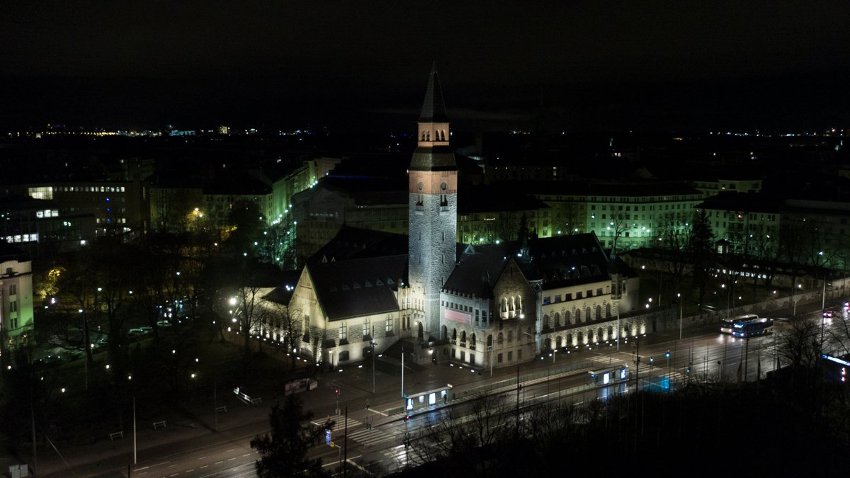 Senaatti-kiinteistöt (@senaattik) on Twitter photo Senaatin järjestämän #Valossa-kilpailun lopputuloksena toteutettu #Kansallismuseo´n julkisivuvalaistus on palkittu kansainvälisessä LIT-awardsissa kunniamaininnalla. Onnittelut! <a href="/NatMuseum_FI/">Kansallismuseo</a> <a href="/VALOAdesign/">VALOA design</a> Senaatin järjestämän #Valossa-kilpailun lopputuloksena toteutettu #Kansallismuseo´n julkisivuvalaistus on palkittu kansainvälisessä LIT-awardsissa kunniamaininnalla. Onnittelut! <a href="/NatMuseum_FI/">Kansallismuseo</a> <a href="/VALOAdesign/">VALOA design</a>