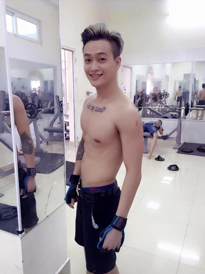 LTunKit97127805's tweet photo. Titi nhóm thật gởi cảm ai thích coi cu của titi thì inbox mình nhé https://t.co/JVIFIpqVZ4