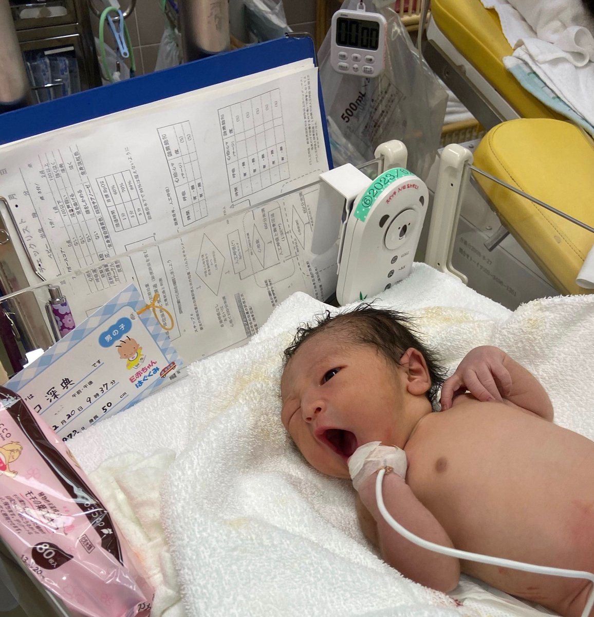 Keisuke Taniguchi 今日赤ちゃん無事産まれました 妻も息子も健康です 頑張ってくれました 最高ですありがとう