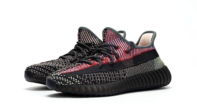 thesolerestocks's tweet photo. Yeezy 350 V2 Yecheil
Launching in 1 hour at Foot Locker! 🚀

EU36-47 > https://t.co/Tl6NWqBBJI
EU48-52.5 > https://t.co/qCne7IxLLM https://t.co/W7y7btM0mu