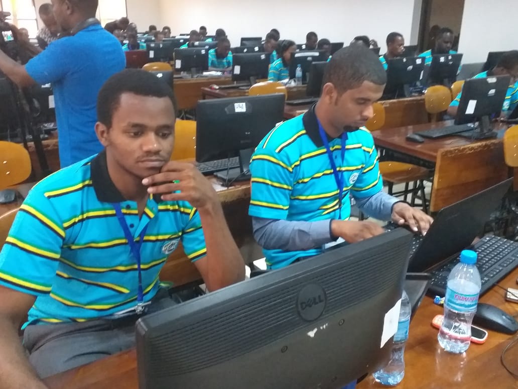 Cyberstarspro's tweet photo. #Cyberstars of #Tanzania currently in progress at @udomofficial....18 teams battling it out.

Who will emerge the Winner?

Stay on to find out!

#infosec #cybercompetition #CyberSecurity https://t.co/lG5jkSb5oo
