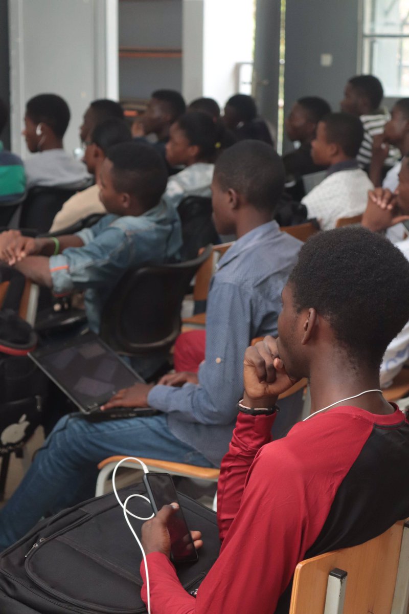 KasyLaura's tweet photo. Flutter interact was a great moment... @FlutterLushi @elsa_manang @BangwaNathan @SheCodeAfrica @WomenTechmakers @S1Paull @MSPInspire @googleafrica @r_FlutterDev https://t.co/abwvS8QklD