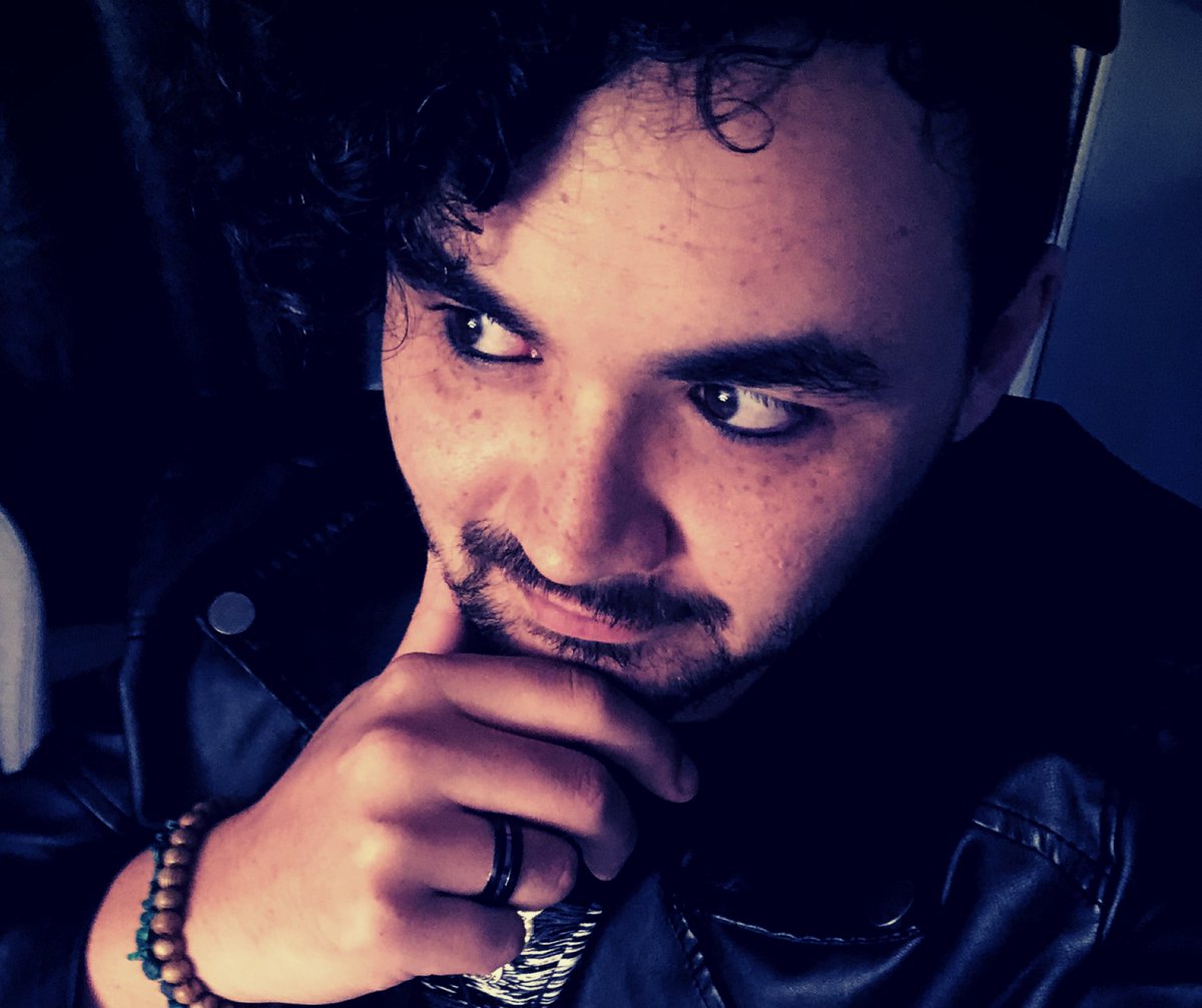 EQAVOXMUSIC's tweet photo. #lookingforgigs #lookingforagig #electronicmusic #musiciansofinstagram #musician #electronicdancemusic #synthwave #synthpop #electronica #gigsearching #musicpromoter #livemusic #livemusicvenue https://t.co/a7CnNL2ihU