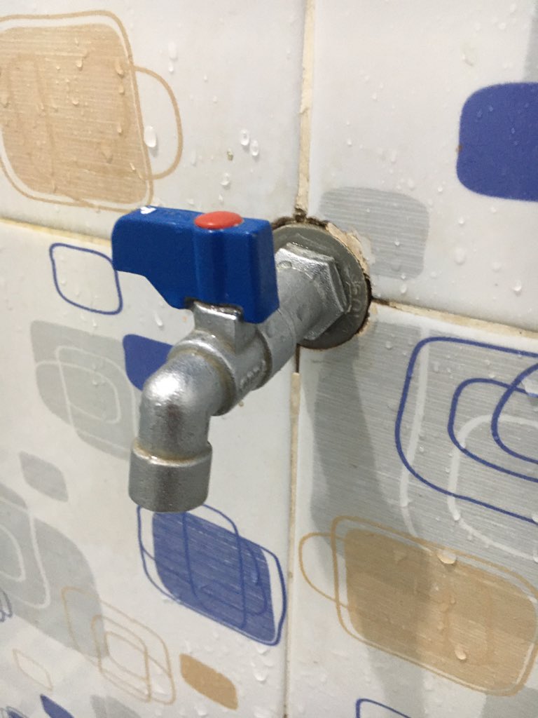 Model keran wudhu yg paling dzalim, abis wudhu kayak abis kena tsunami