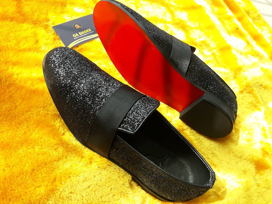 mr_dehborzitro's tweet photo. Swift glitter shoes.
Perfect Gift for your loved ones
Pls RT. My customers may be on your TL.
Price -18500
For more enquiries; Call/whatsapp 07063256130
#wizkid #Nativeland2019 #ImpeachBuhari #nativeland #NativeCanDo JAMB Rema Ramsey Eko Atlantic Burna Lagos Davido COZA https://t.co/juf6ZGfGJ5