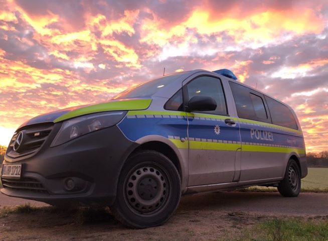 Polizei_SuedHE's tweet image. Was ein #Sonnenaufgang 🌤️

Wir wünschen euch einen tollen Start ins Wochenende, in die Ferien oder den wohl verdienten Urlaub!

Das tolle Bild erreichte uns von unseren KollegenInnen aus #Dieburg 👮‍♀️👮‍♂️