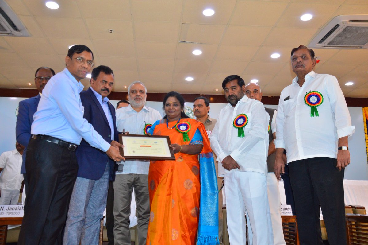 HMWSSB bags Silver Award in Telangana State Energy Conservation Awards-2019 under Urban Local Bodies category. Award presented by Her excellency Governor of Telangana State Dr. Tamilisai Soundararajan @DrTamilisaiGuv, received by @MDHMWSSB & @hmwssbdt . @KTRTRS @arvindkumar_ias .