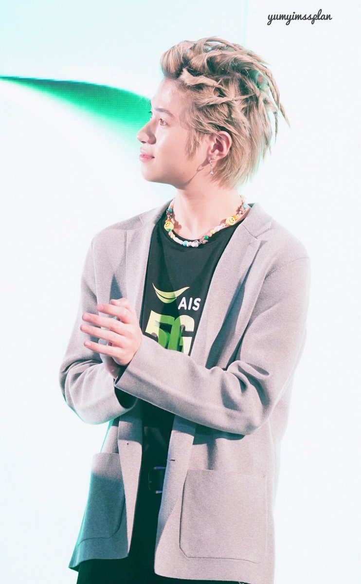 YumyimssPlan's tweet photo. มุมข้างที่ชอบ เด็กน้อยคนนี้ดีเสมอสำหรับเรา 🦁💚🤟🏻 #คนของแปลน #PlanRathavit #AIS5GxTEMPT https://t.co/JfDPQHgJnh