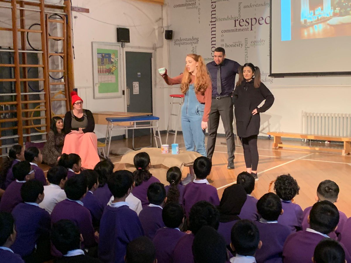 missjohnson_81's tweet photo. Huge thank you to @malters88 @MissBrogan10, Louis, Shabnam and @Uzma77856107 for their hilarious rendition of Baldilocks and the three Hares. The children and staff absolutely loved it. 🤣👌🏾@paprimary #staffpanto #wearefamily https://t.co/LEdZ4DVQhk