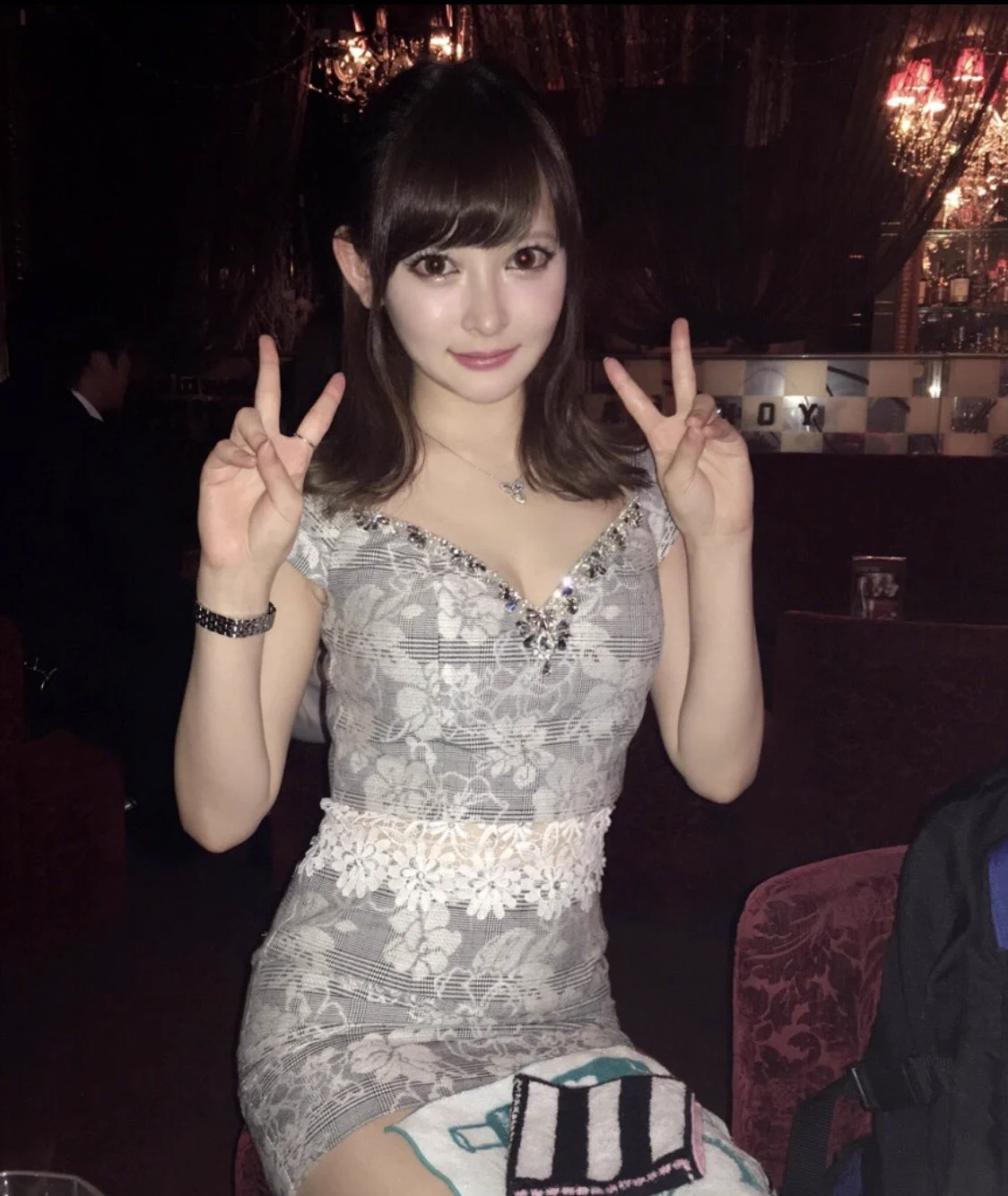 17歳から整形を始めて次で1000万？！元の顔と現在の顔、どっちも可愛すぎる…