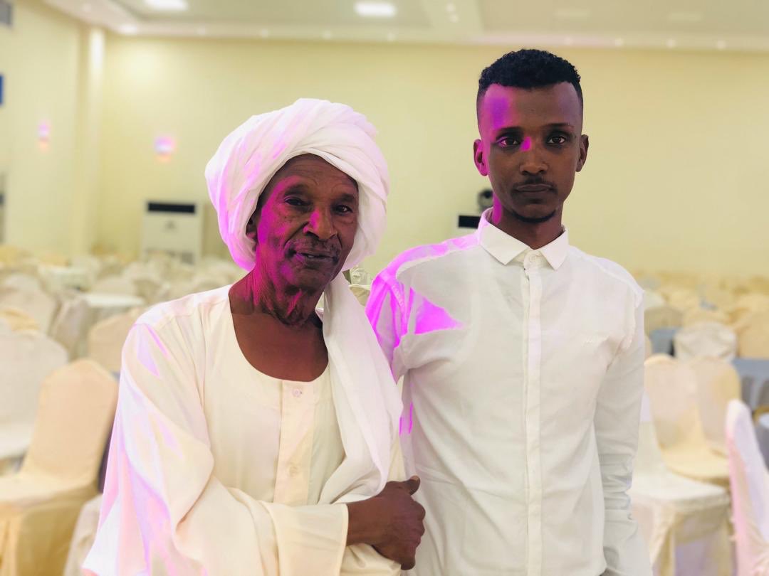 OS6TOORA's tweet image. لا عِز كعِز الأب ، ولا دلال بعد دلالِه 💚🌸!..