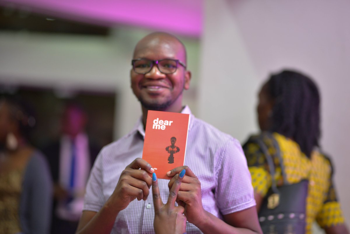 nze_eve's tweet photo. @auma_rita @Omulungi_Hawt @MNagasha @jgenrwot @Lwasas_child #DearMeBookLaunch https://t.co/ywjl0VijqA