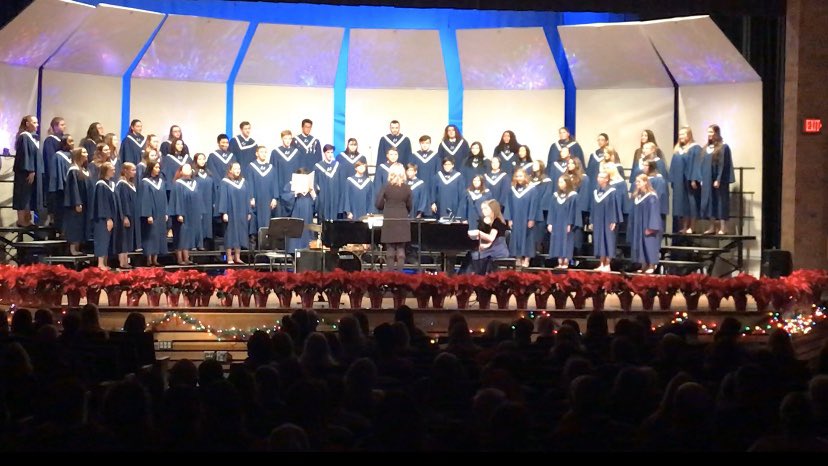 ChoirSahs's tweet photo. Congratulations to all of our choirs on an outstanding winter concert last night!  Thank you to all who came to support us!  Happy Holidays from the SAHS Choirs, We’ll see you all in 2020! 🤩🎼❣️ https://t.co/FNTyJ5WNup