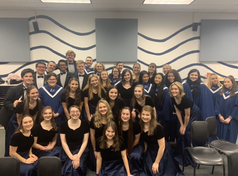 ChoirSahs's tweet photo. Congratulations to all of our choirs on an outstanding winter concert last night!  Thank you to all who came to support us!  Happy Holidays from the SAHS Choirs, We’ll see you all in 2020! 🤩🎼❣️ https://t.co/FNTyJ5WNup