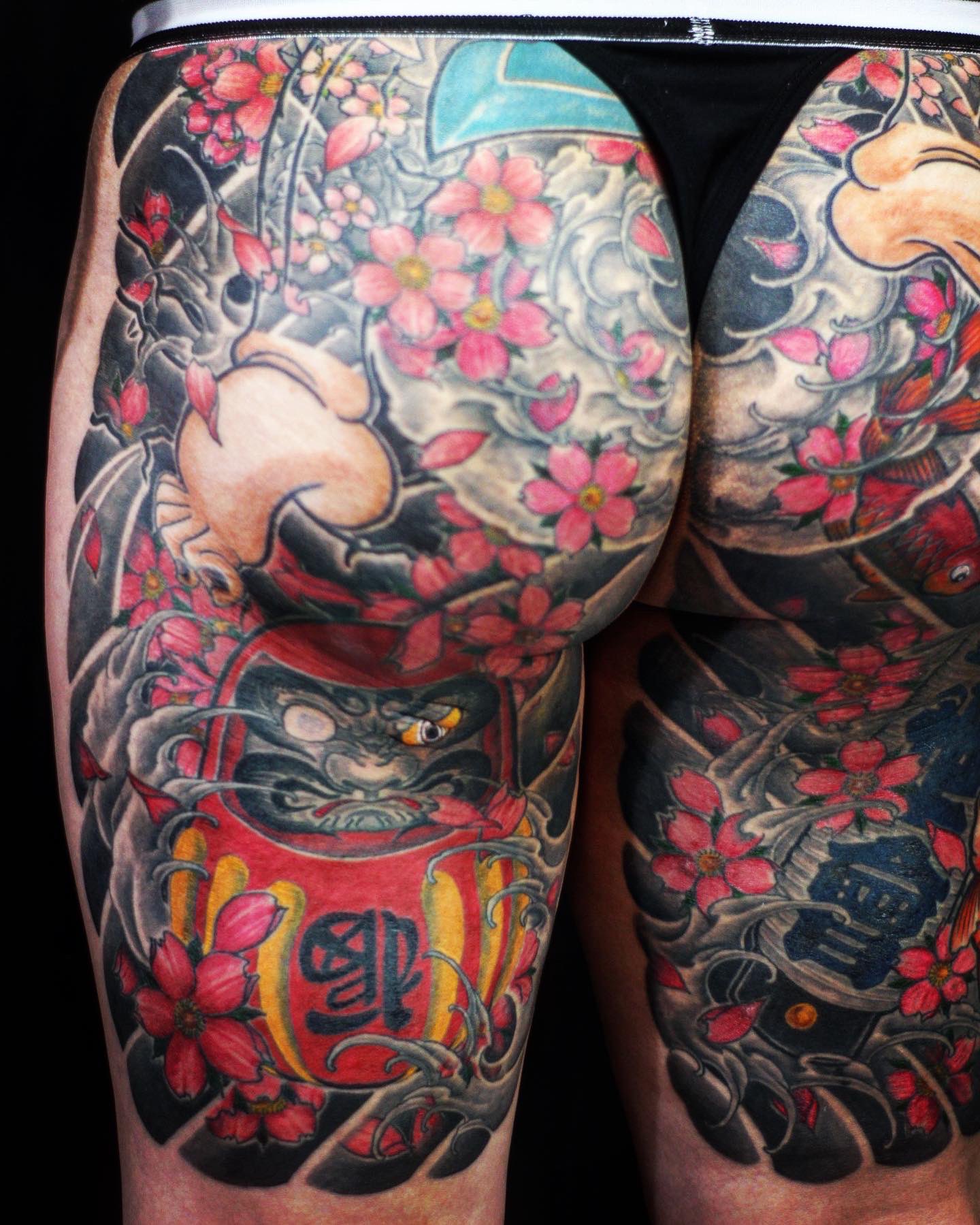 刺青師 彫写楽 Tattooist Gappi 花和尚と桜吹雪を額に 何とか年内に完成 ありがとうございました お疲れ様でした 刺青 和彫り 額 桜吹雪 タトゥー 背中 花和尚 水滸伝 ボカシ 金魚 Tattoo Wabori Tattooist Horisyaraku 彫師