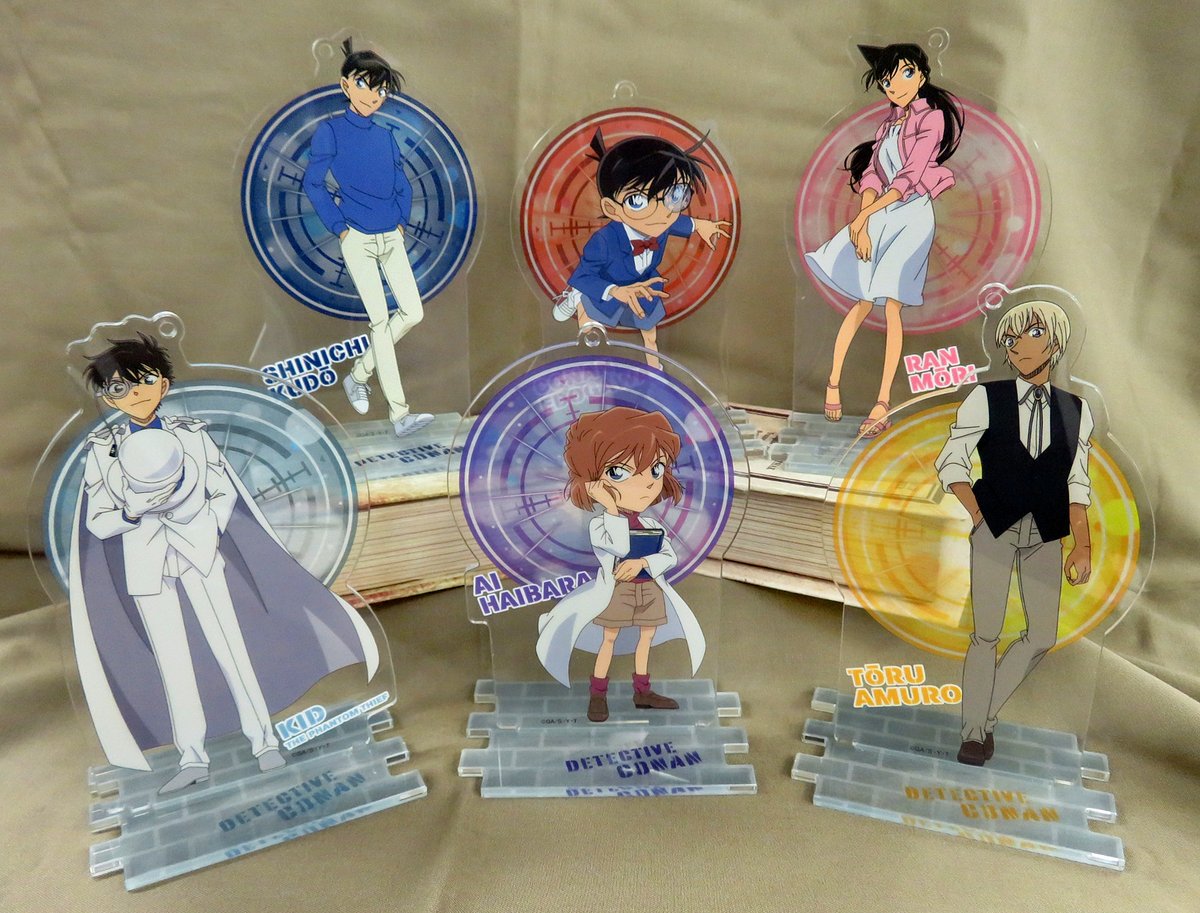 ブシロードクリエイティブ公式 V Twitter コナングッズ情報 名探偵コナンランナー 真実への先導者 から格好いいイラスト を使用したアクリルスタンドキーホルダーと ミニキャラが可愛いトレーディングカンバッジが本日発売 アクスタ T Co