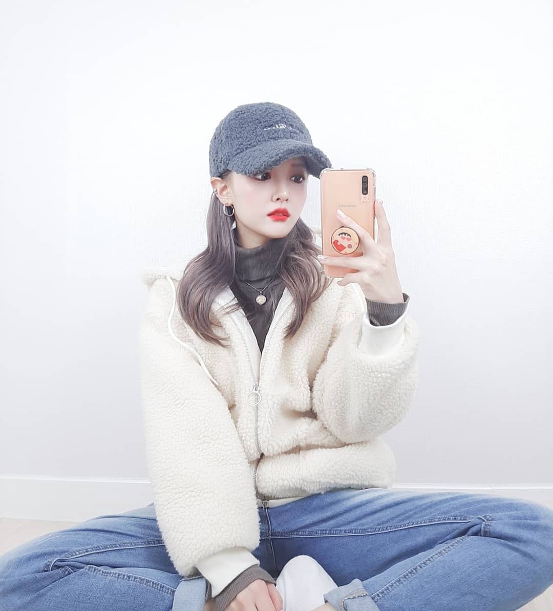 pung_gahee's tweet photo. 🐻🐻🐻 https://t.co/LbKSiJ4zIs
